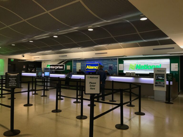 car rental san diego airport location